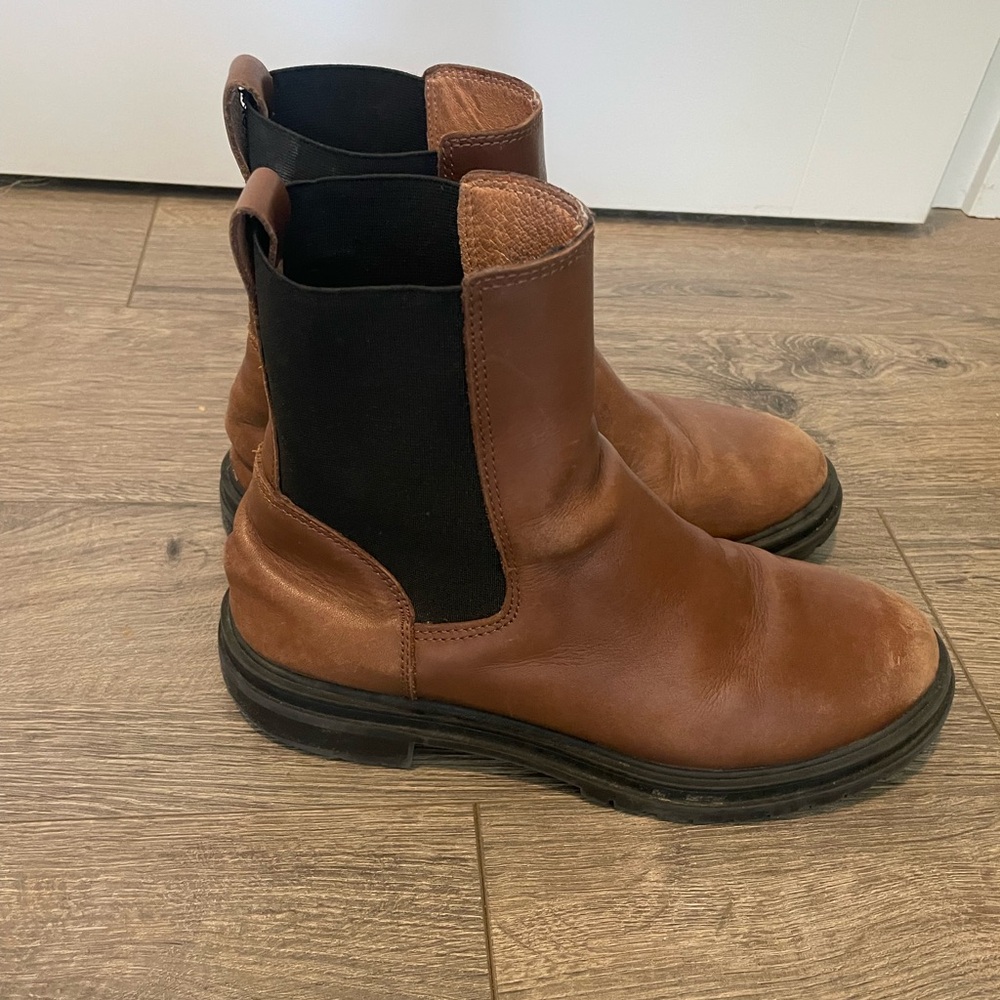 Madewell The Bradley Lugsole Chelsea Boot